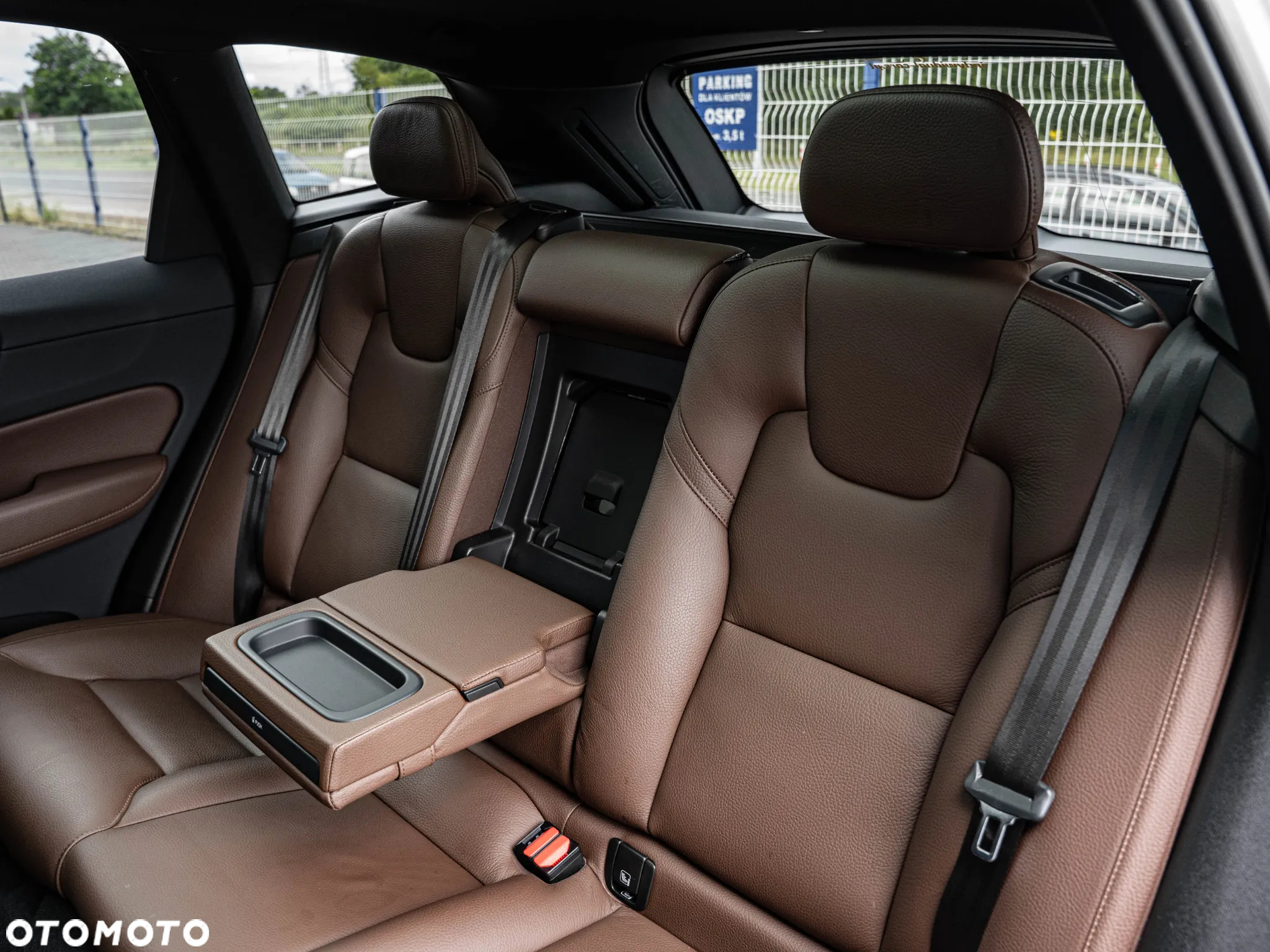 Volvo XC 60 T6 AWD Plug-In Hybrid Inscription - 27