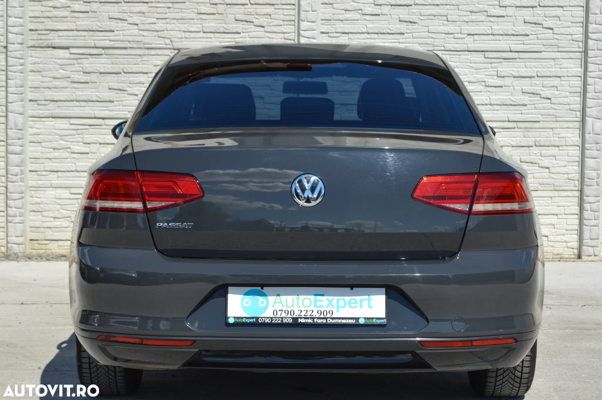Volkswagen Passat 1.4 TSI (BlueMotion Technology) Trendline - 14