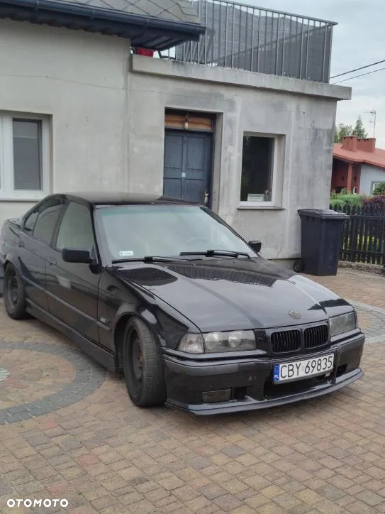 BMW Seria 3 318i - 2