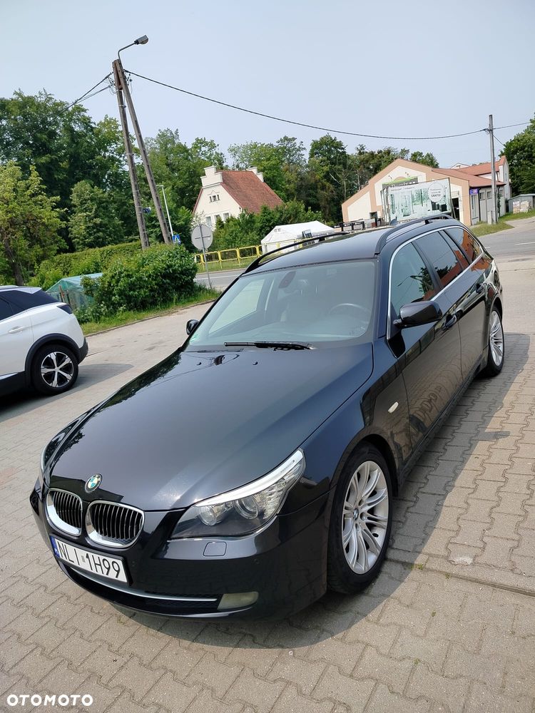 BMW Seria 5 525d - 2