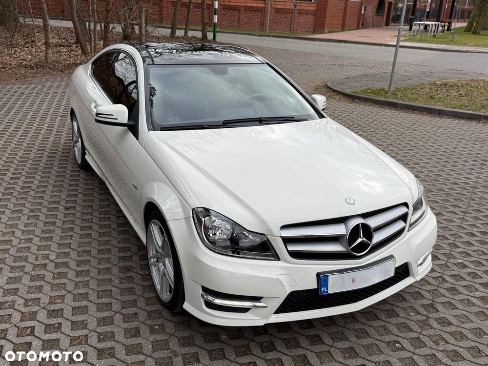 Mercedes-Benz Klasa C 250 CGI BlueEff Sport - 1