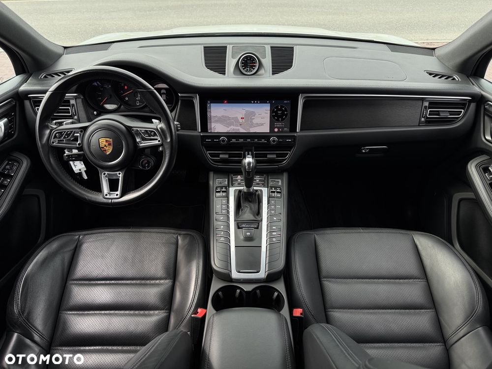 Porsche Macan - 6
