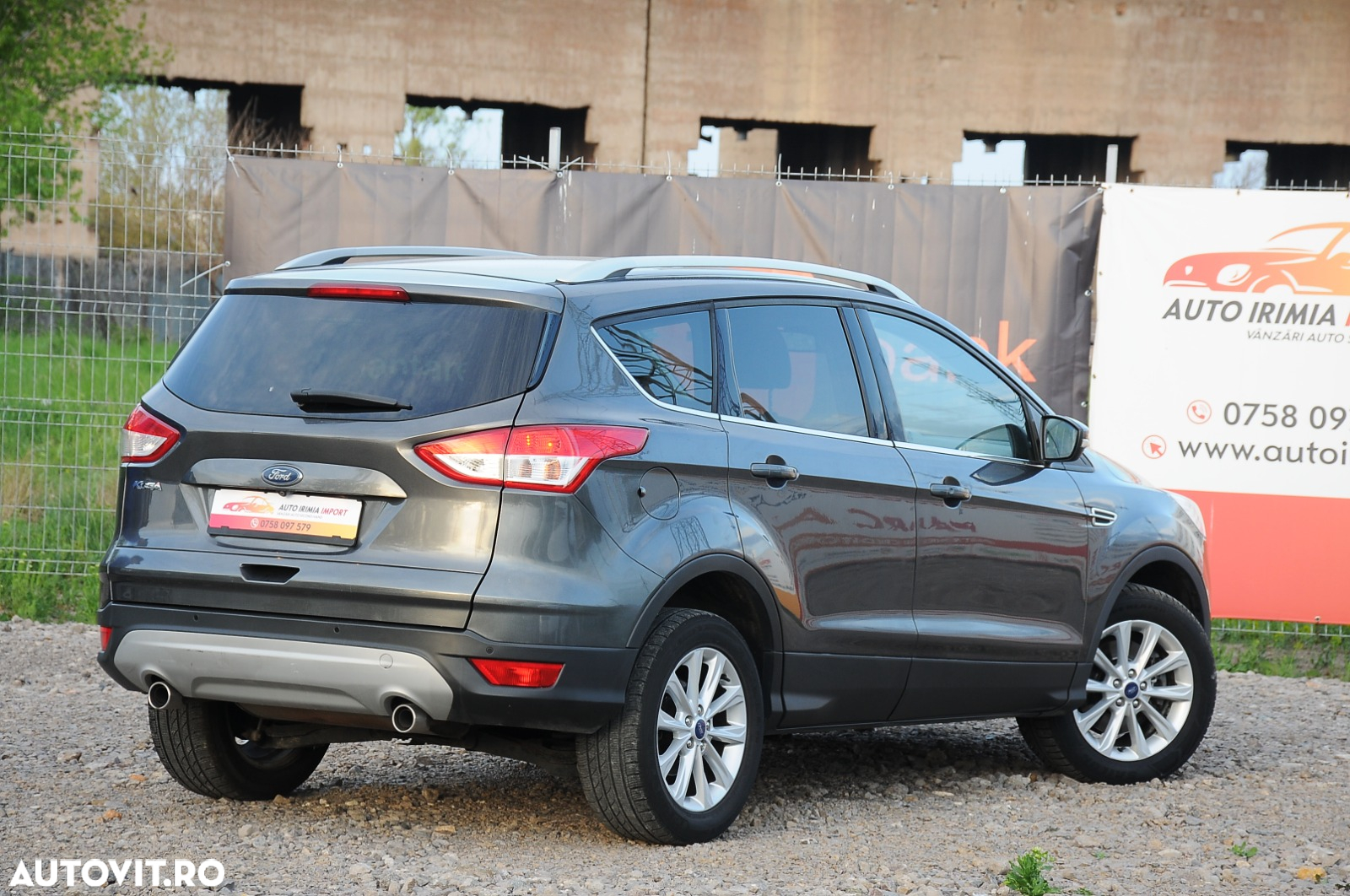 Ford Kuga 2.0 TDCi 4WD Powershift Titanium - 2
