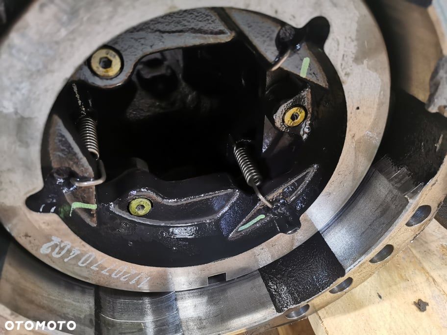 Pochwa mostu tylnego JLG 4017 PS {Spicer} - 4