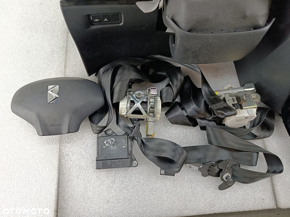 DESKA ROZDZIELCZA,KONSOLA PODUSZKI SENSOR PASY CITROEN DS3 - 2