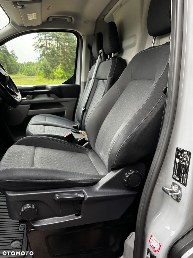 Ford TRANSIT CUSTOM - 2