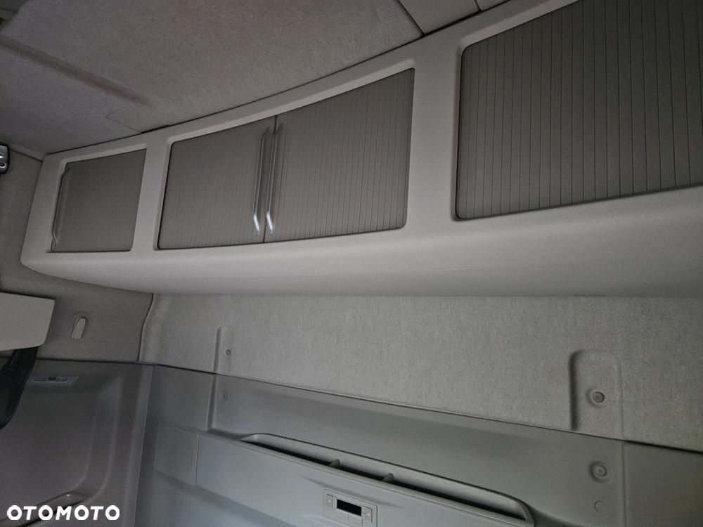 Volvo FH 4*500*Motor EURO 6*Niski Przebieg 322 000km* - 13
