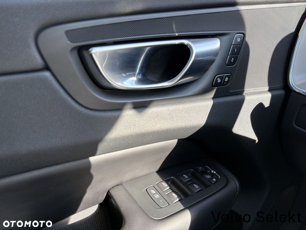 Volvo XC 60 - 19