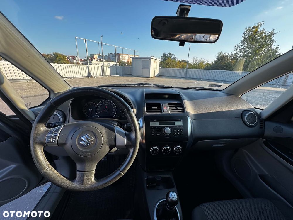 Suzuki SX4 1.6 GS / Premium 4WD - 11