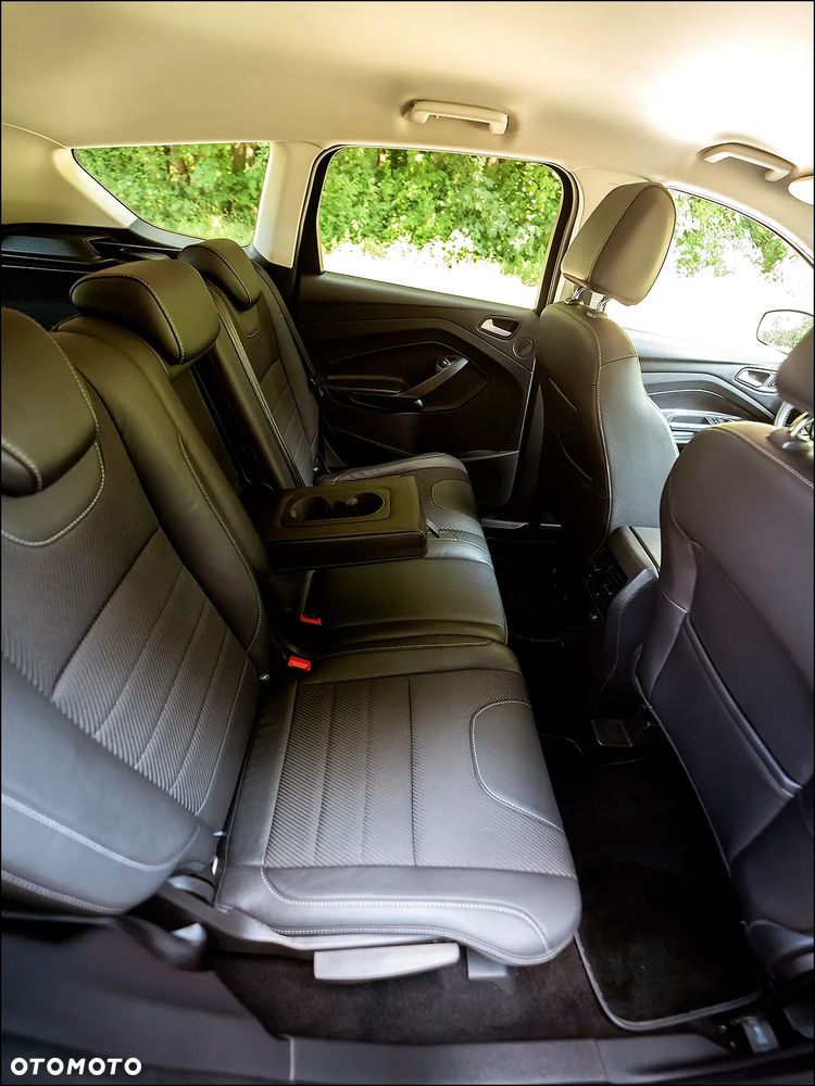 Ford Kuga - 30