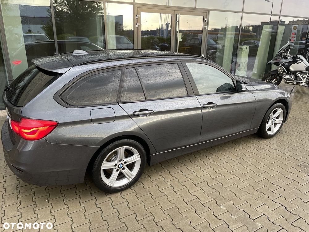 BMW Seria 3 318d Advantage - 8