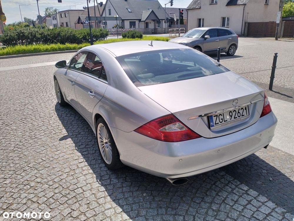 Mercedes-Benz CLS - 4
