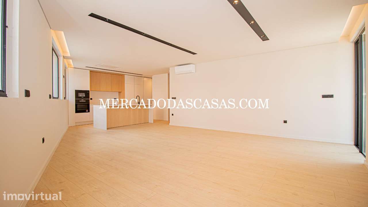 Apartamento T2 grandes áreas, excelente localizaçã - Grande imagem: 3/30