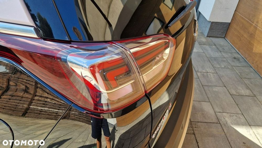Opel Crossland X - 13