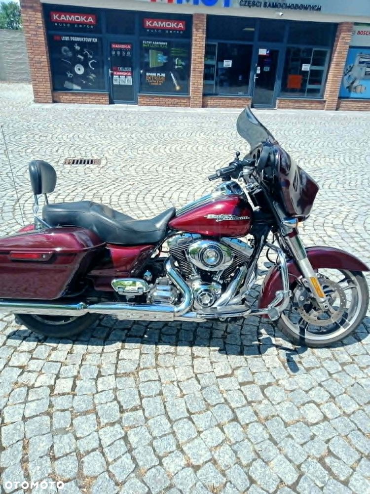 Harley-Davidson Touring Street Glide - 2