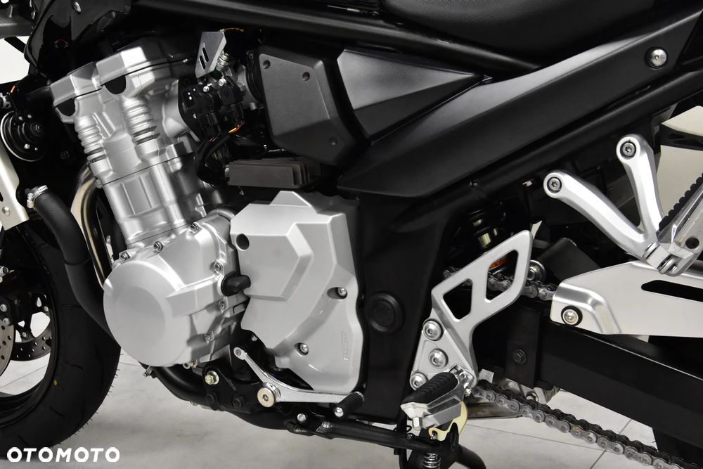 Suzuki Bandit - 30