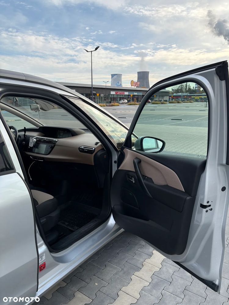Citroën C4 Picasso - 13