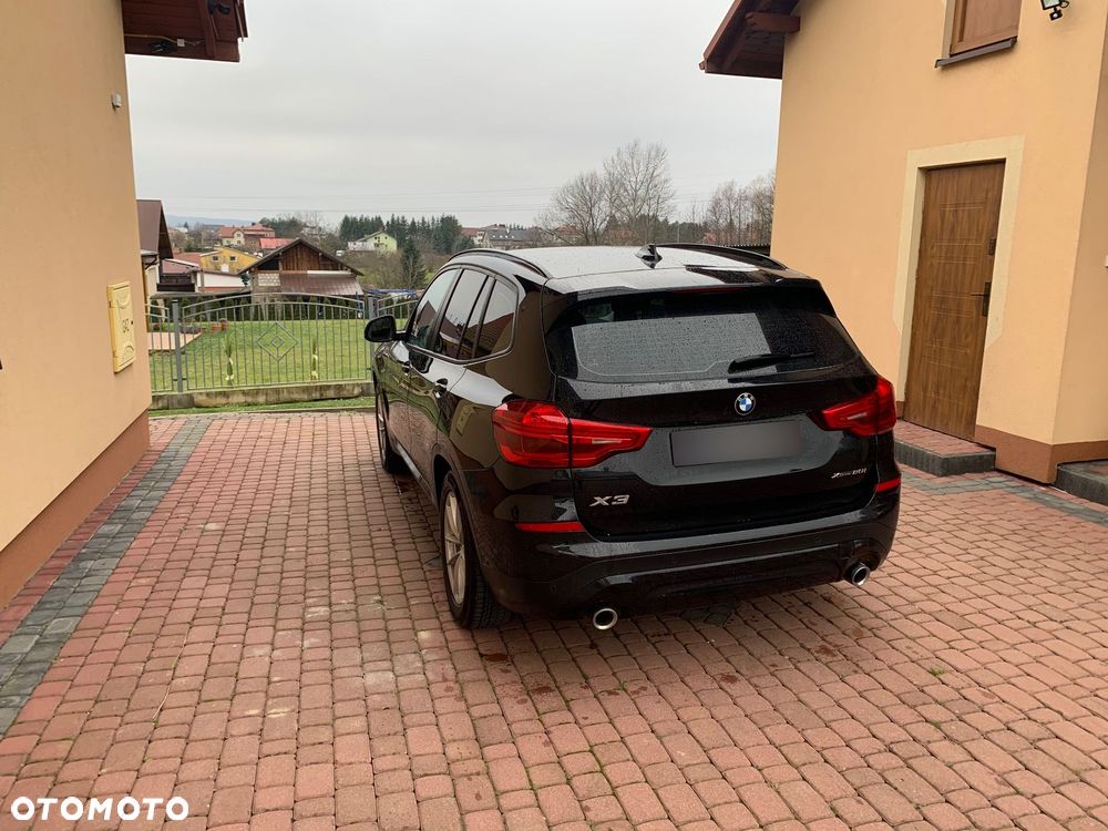 BMW X3 xDrive20i - 9