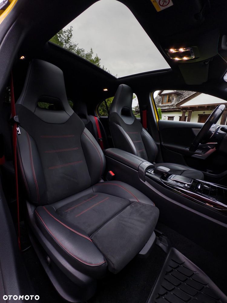 Mercedes-Benz Klasa A 35 AMG 4-Matic 7G-DCT - 16