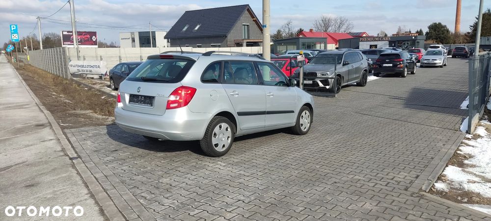 Skoda Fabia 1.4 16V Comfort - 5