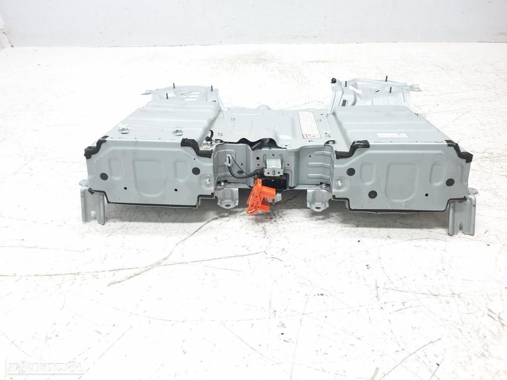 BATERIA LEXUS NX AZ10 - 1