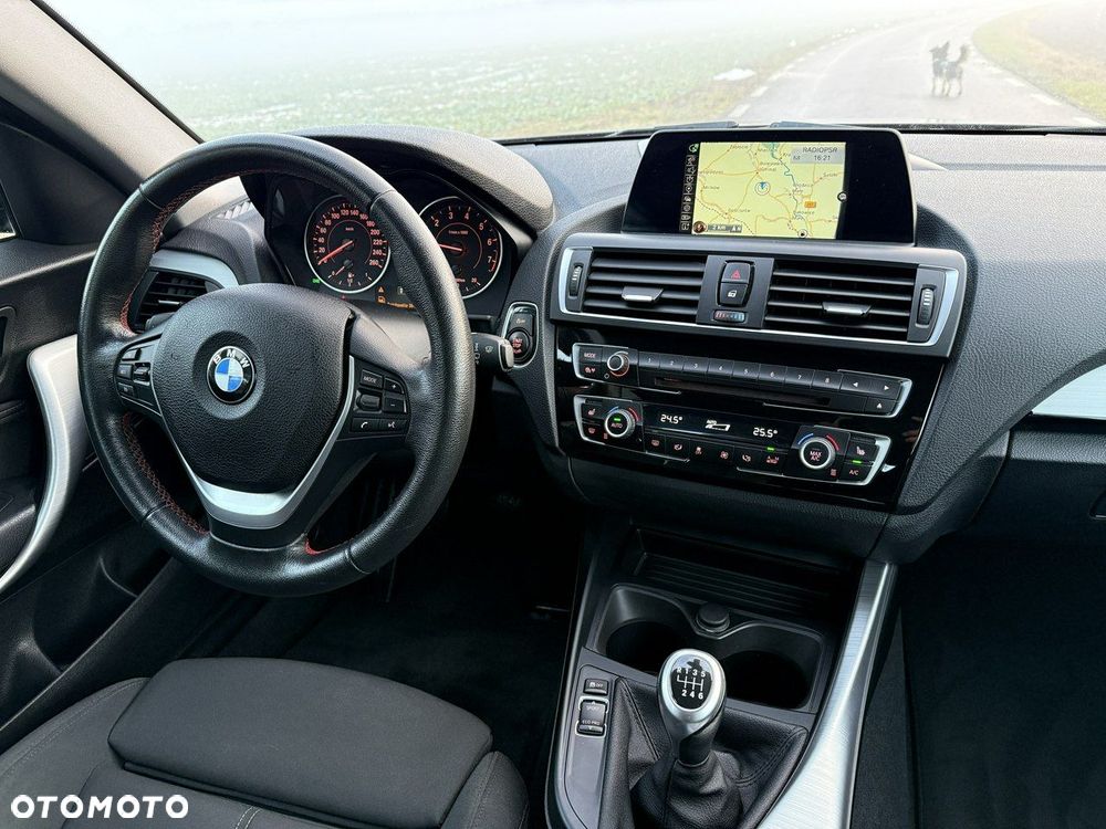 BMW Seria 2 220i Sport Line - 29