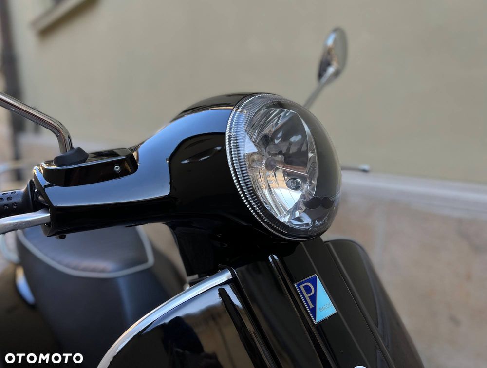 Vespa GTS - 9