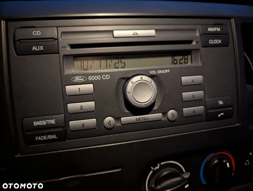 Ford Transit - 19
