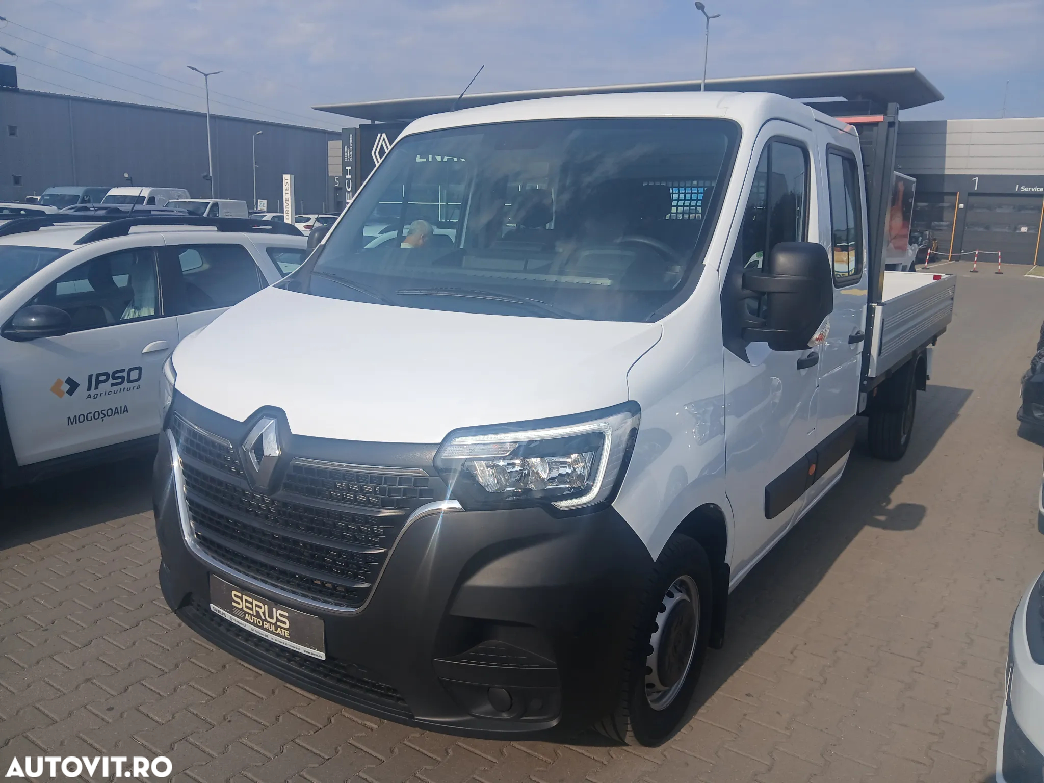 Renault Sasiu Cabina Dubla 6+1 locuri Tractiune 3.5T - 2