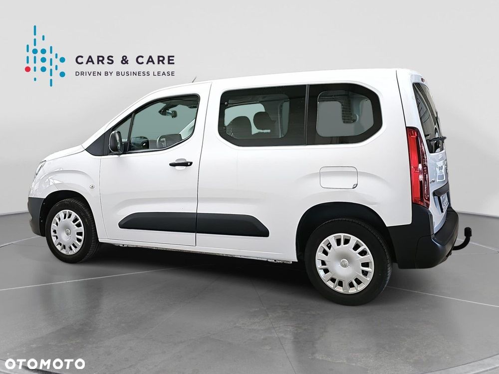 Opel Combo 1.5 DT Edition 102KM - 29