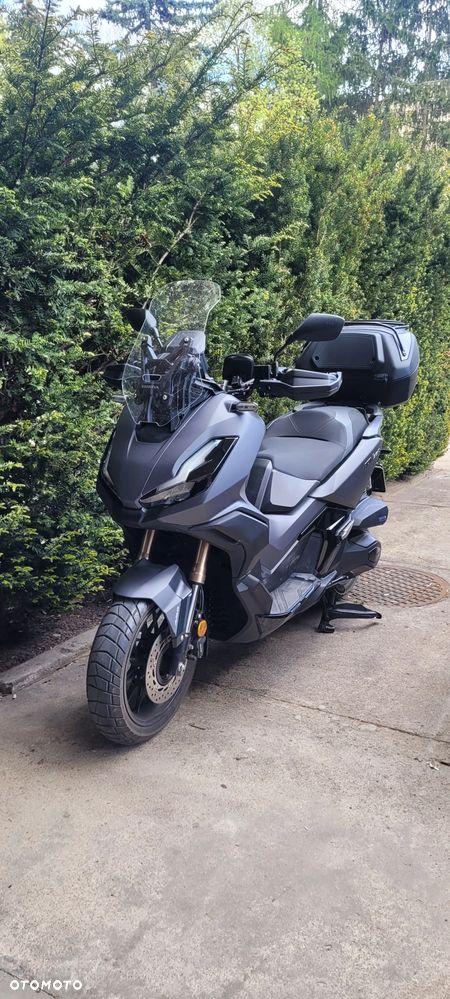 Honda ADV350 - 1