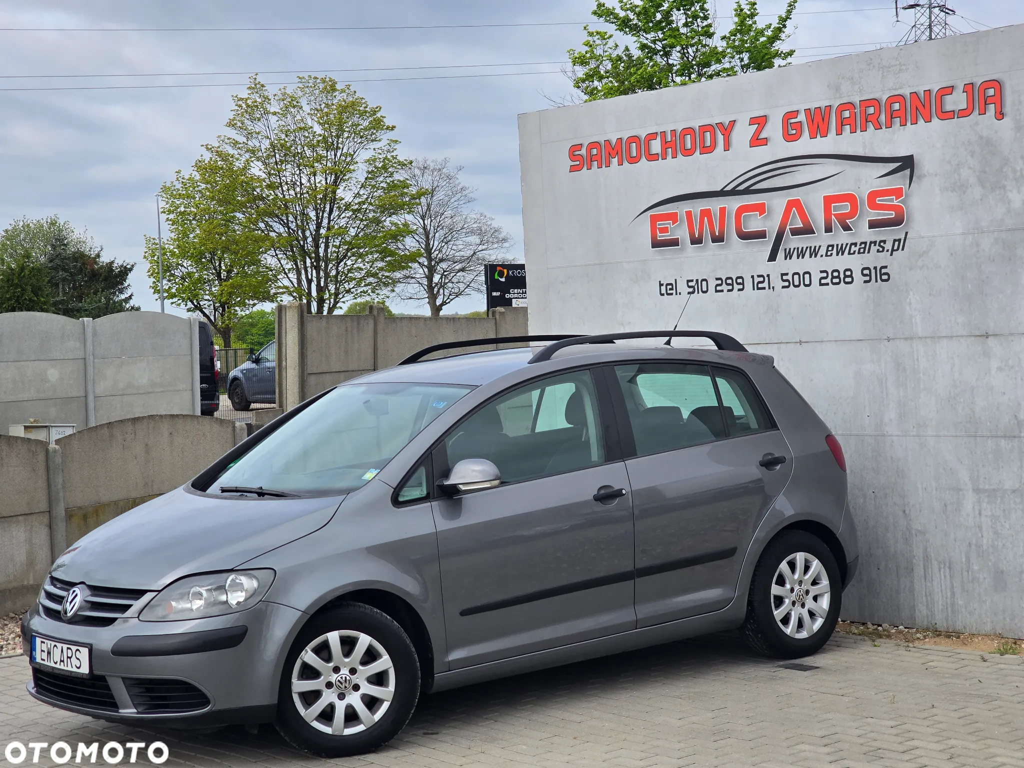 Volkswagen Golf Plus 1.9 TDI Trendline DSG - 17