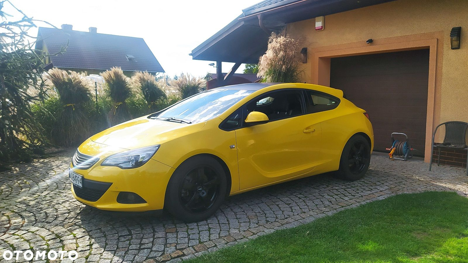 Opel Astra GTC 1.6 Turbo Edition - 10