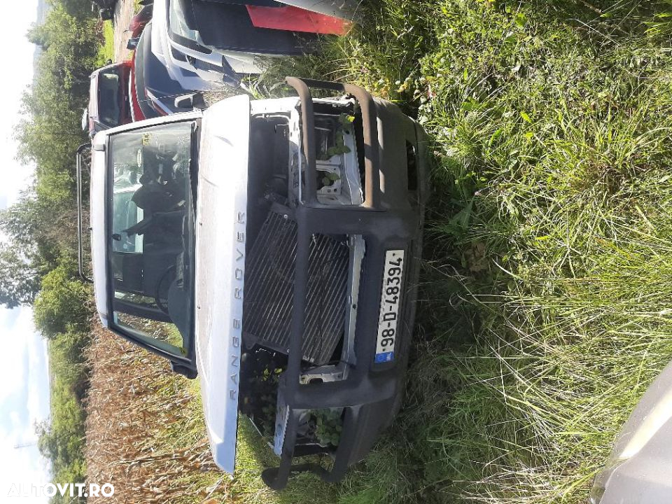 Dezmembrez range rover - 4