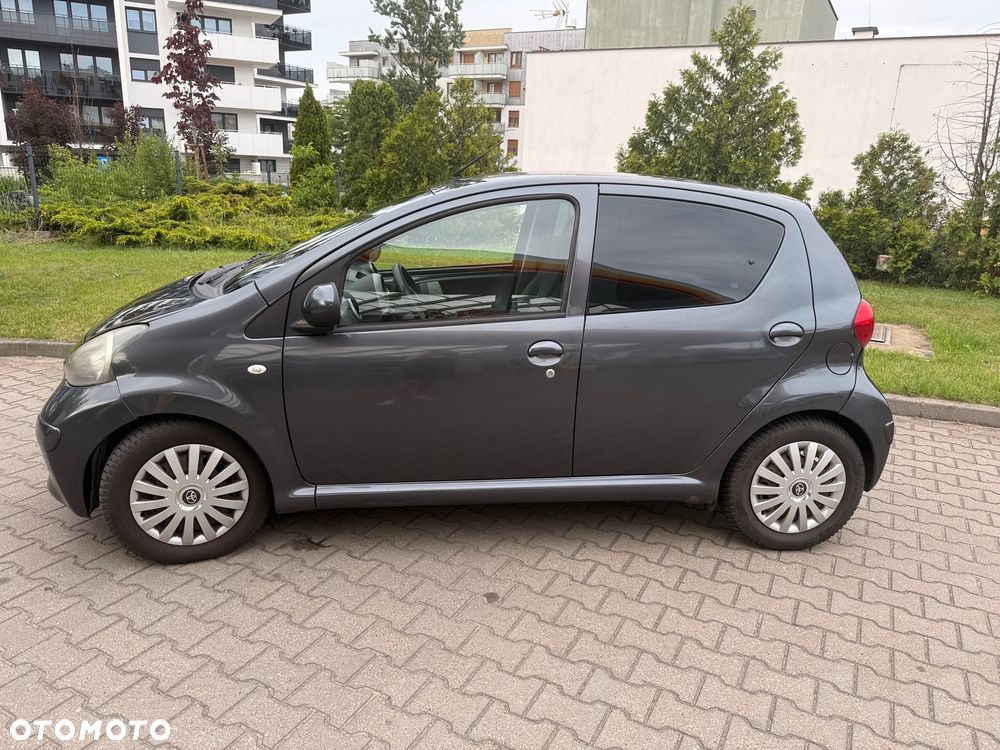 Toyota Aygo 1.0 VVT-i Terra - 2