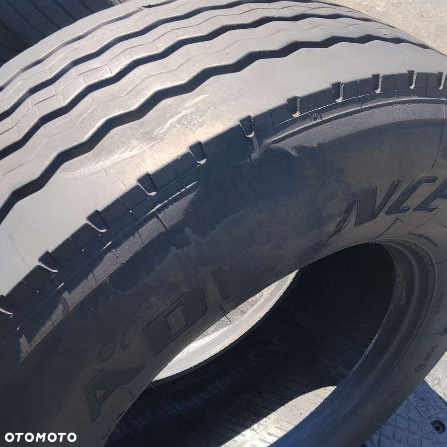 Komplet opon - 2 x 385/65 R22.5 Advance - 7