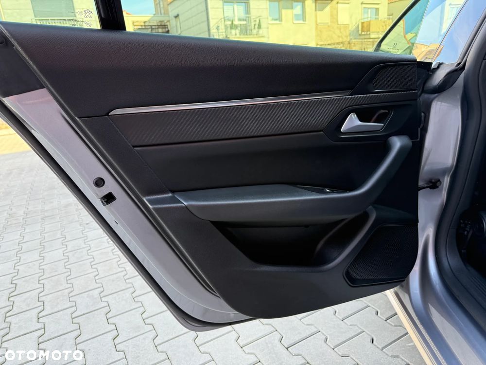 Peugeot 508 1.5 BlueHDi Allure S&S EAT8 - 26