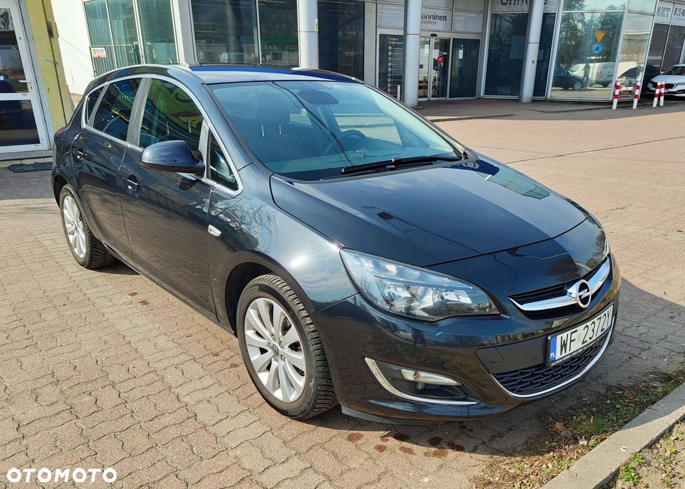 Opel Astra 1.4 Turbo Cosmo - 2
