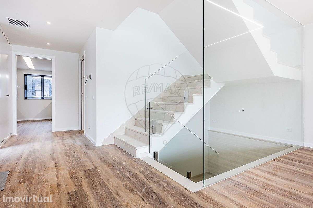 Moradia T4 para venda - Grande imagem: 3/38