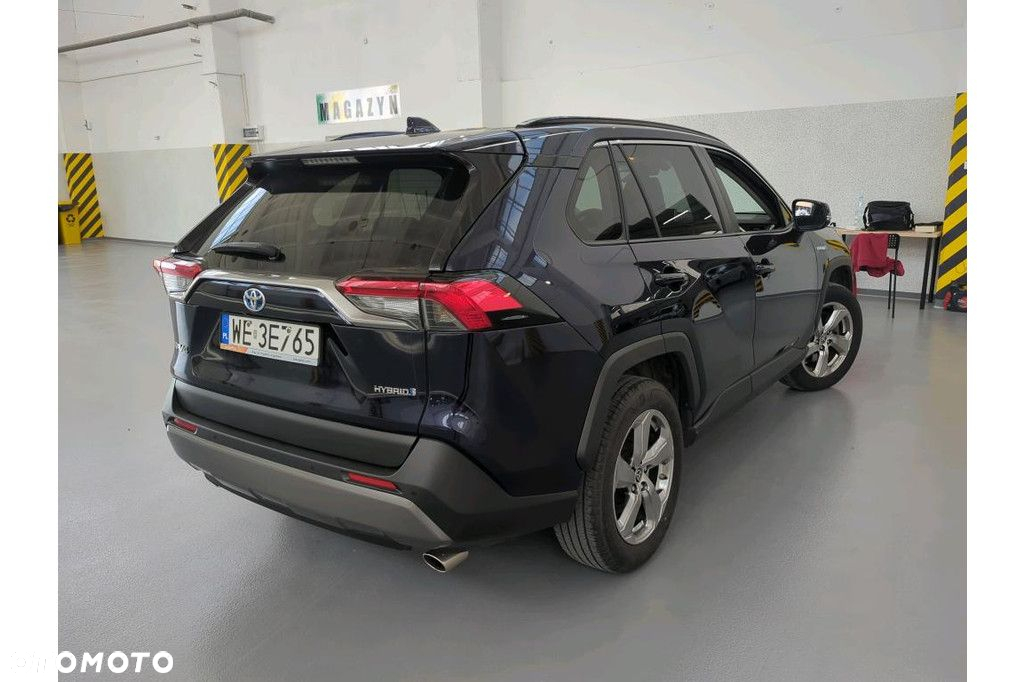Toyota RAV4 - 3