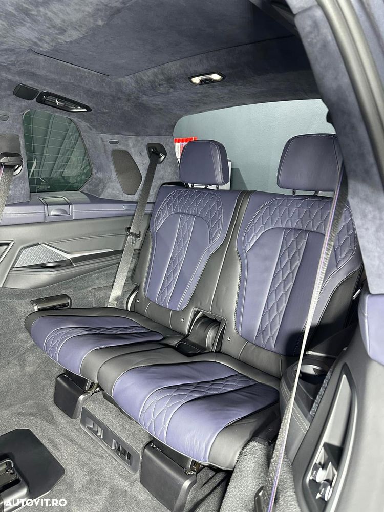 BMW X7 M50i - 3