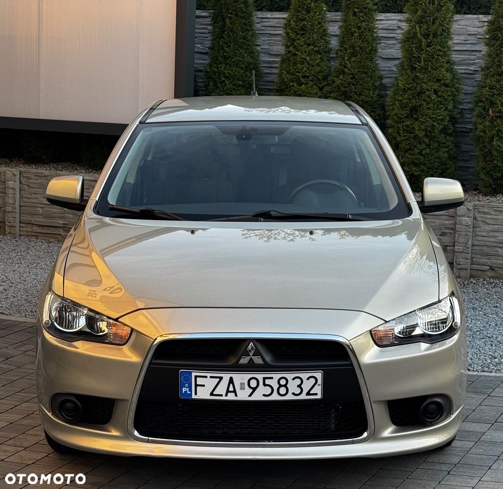 Mitsubishi Lancer - 3