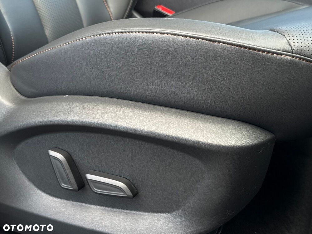 MG HS PHEV 1.5T Exclusive - 12
