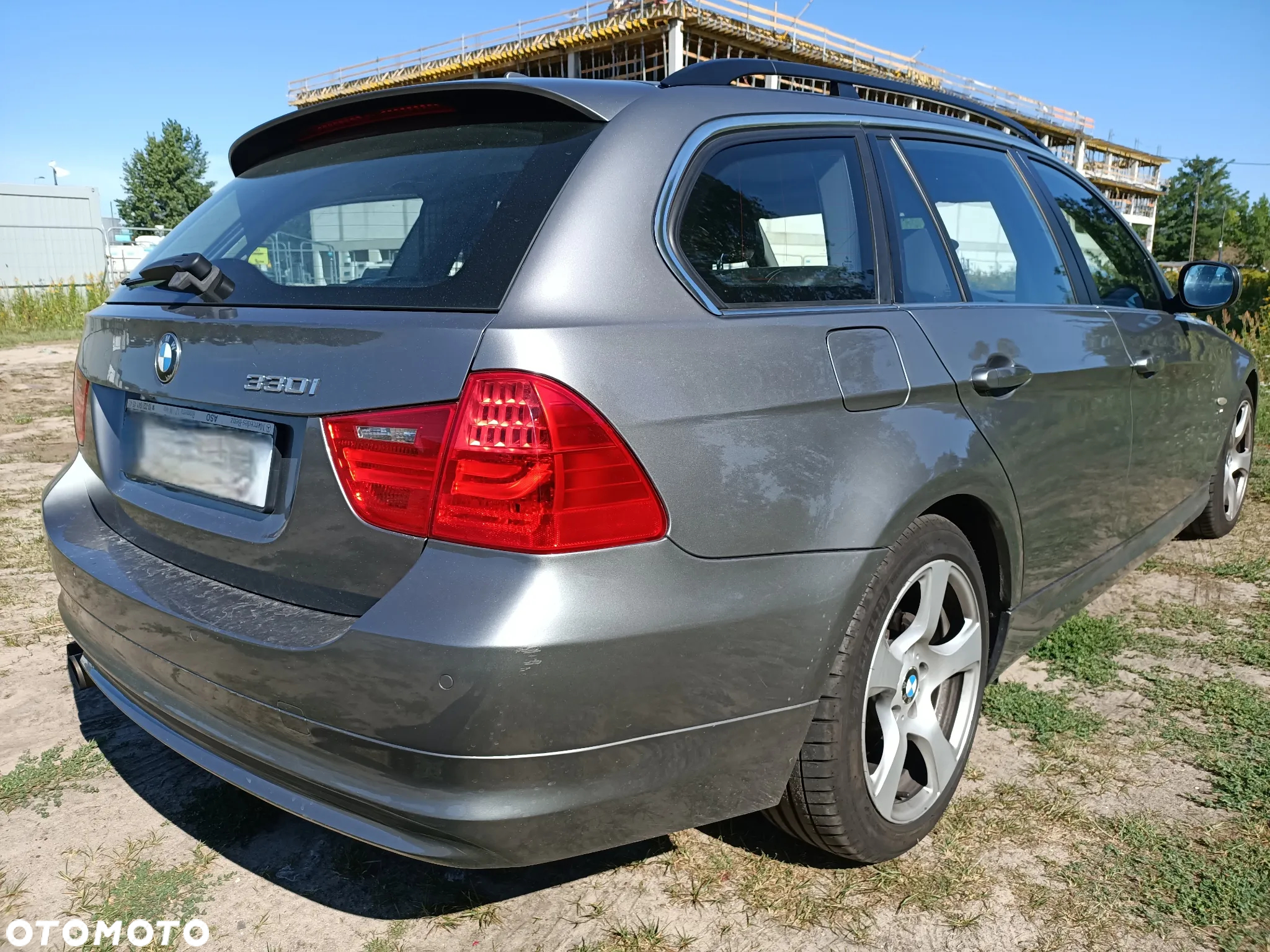 BMW Seria 3 330i xDrive Touring - 4