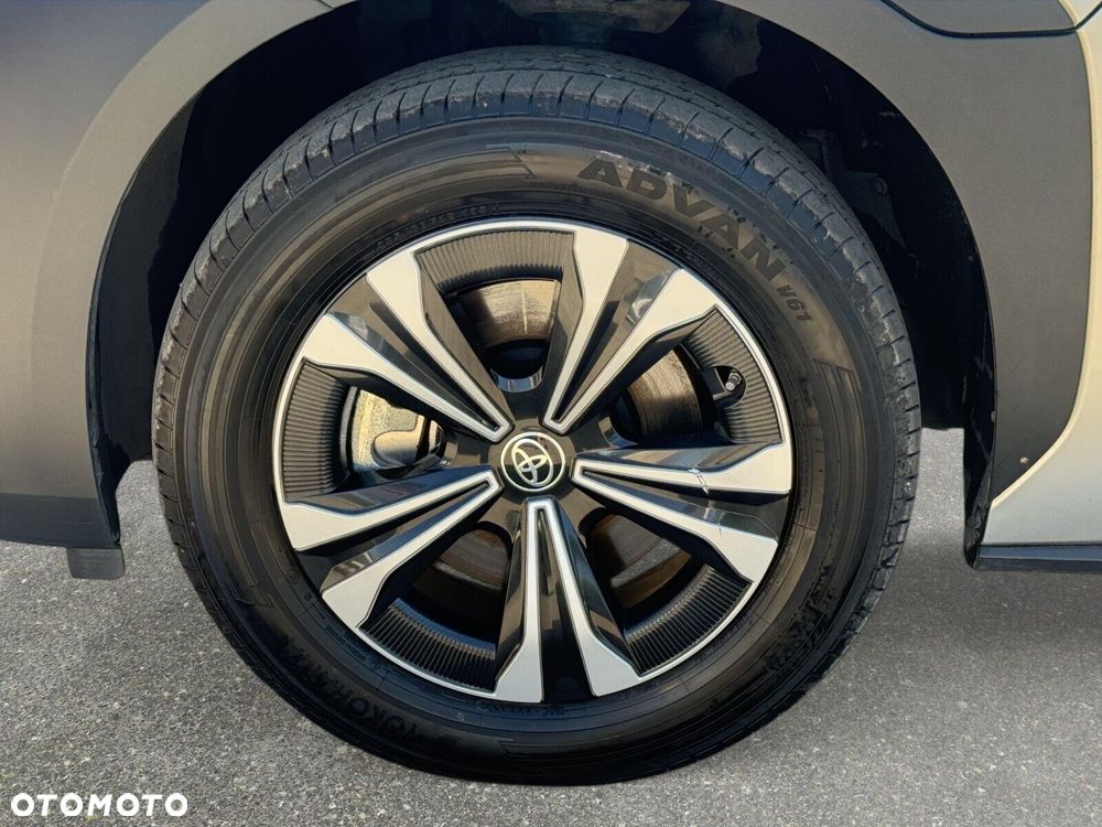 Toyota bZ4X - 9