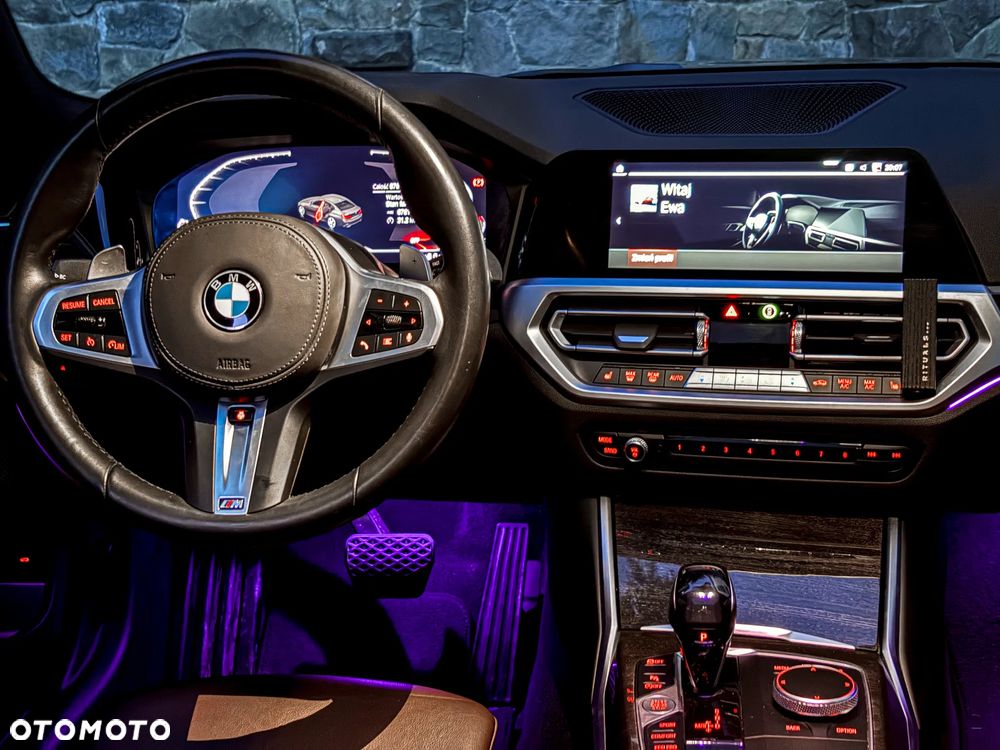 BMW Seria 3 330i xDrive Sport Line - 21