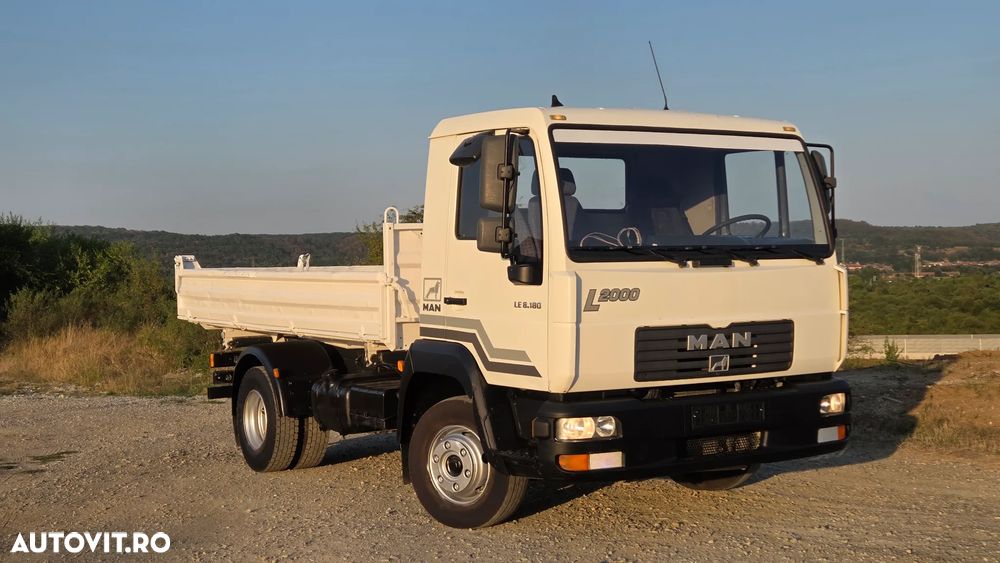 MAN 7,5t - basculabil 2006 -  280.ooo km - 9