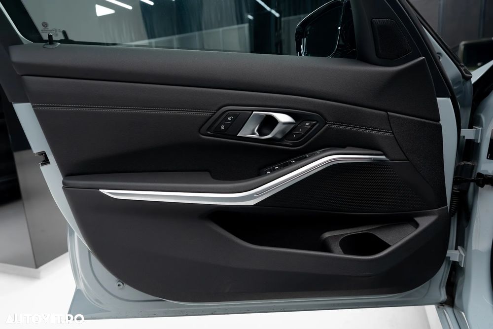 BMW M3 M340i xDrive - 17