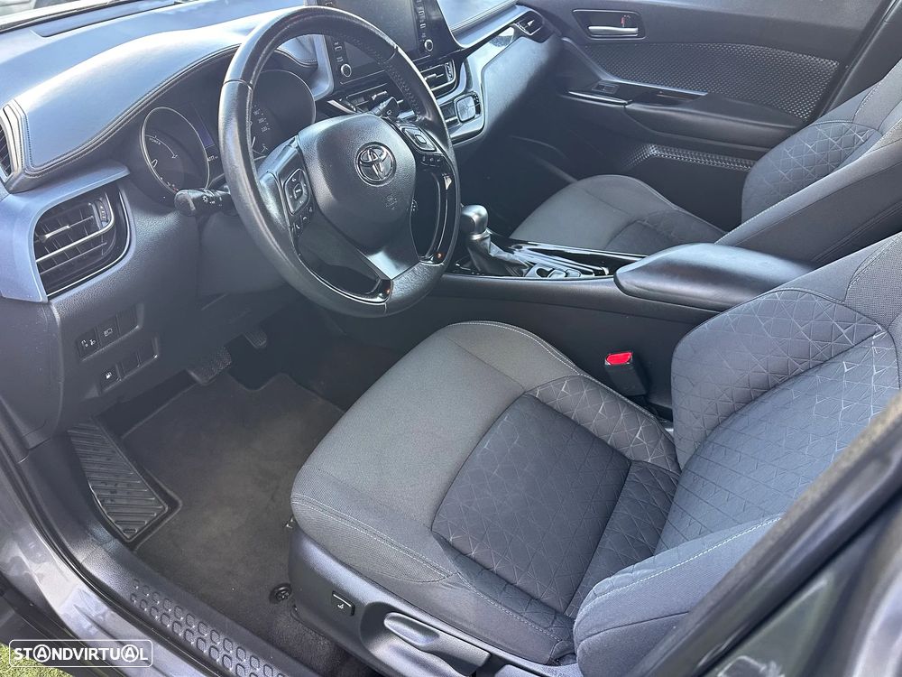 Toyota C-HR 1.8 Hybrid Square Collection - 4