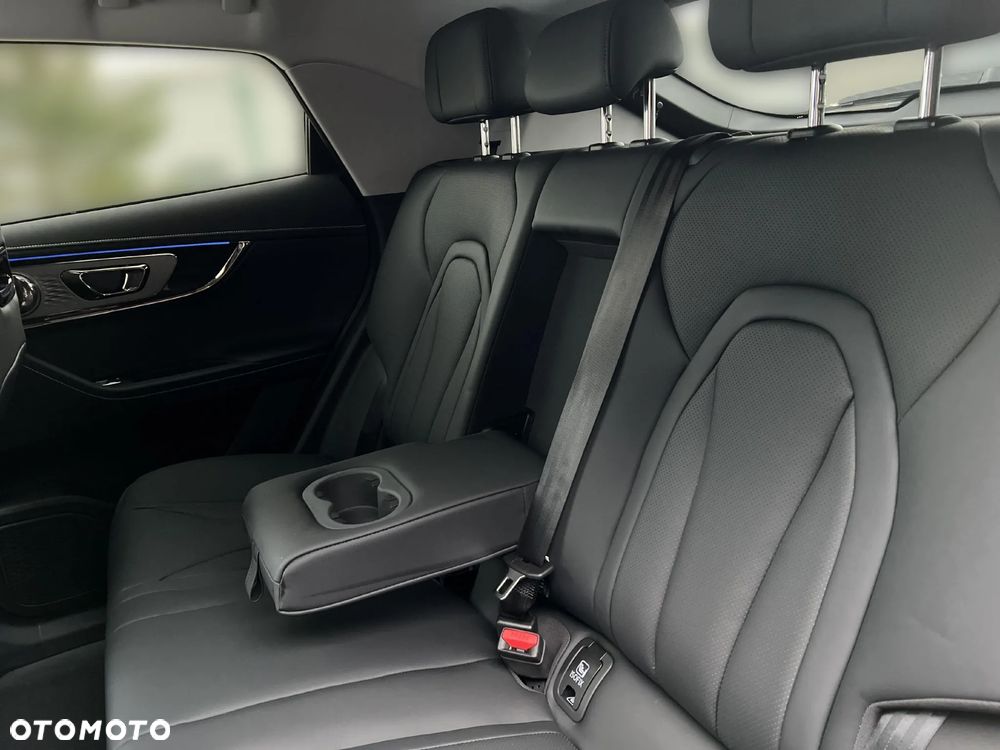 Omoda 5 1.5 T-GDI Hybrid Premium DHT - 18